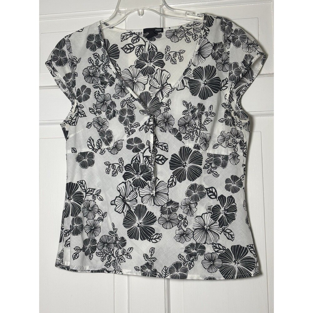 H&M Black/White Floral 100% Cotton V-Neck Shirt Size 12 w/Tie Front
